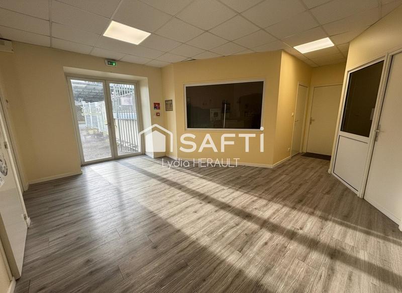 Local commercial - 908 m² - 6 pièces