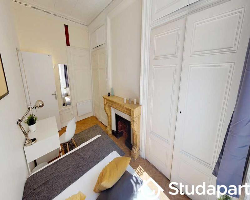 Chambre - 80 m² - 1 pièce