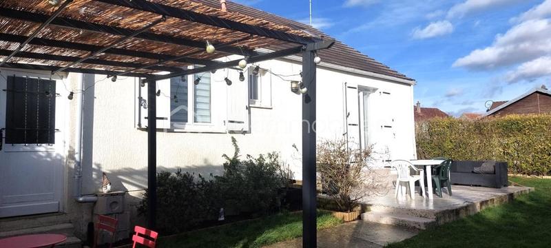 Pavillon - 90 m² - 6 pièces