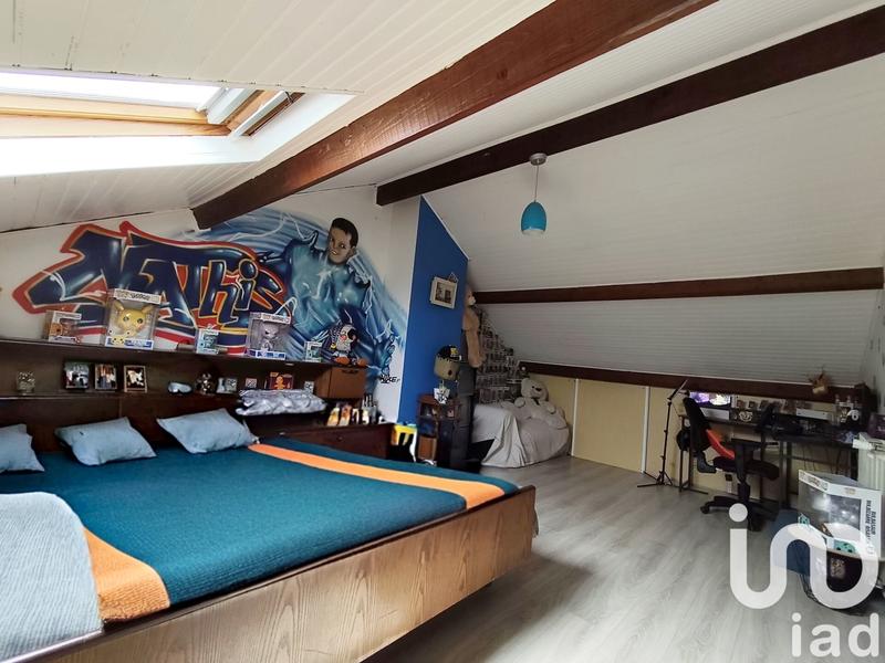 Maison - 237 m² - 10 pièces