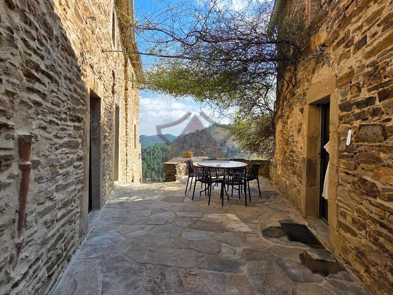 Demeure - 151 m² - 5 pièces