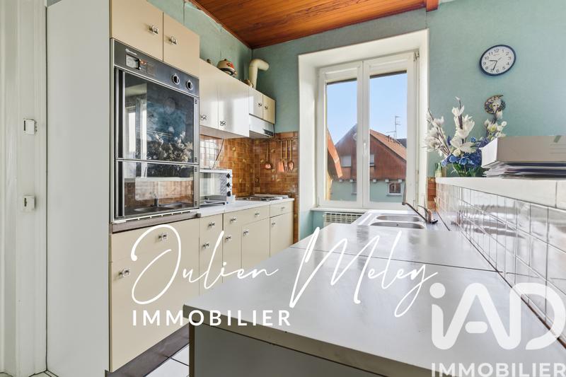 Maison de village - 268 m² - 18 pièces