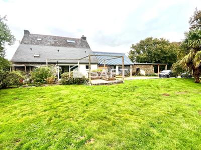 Maison - 138 m² - 7 pièces