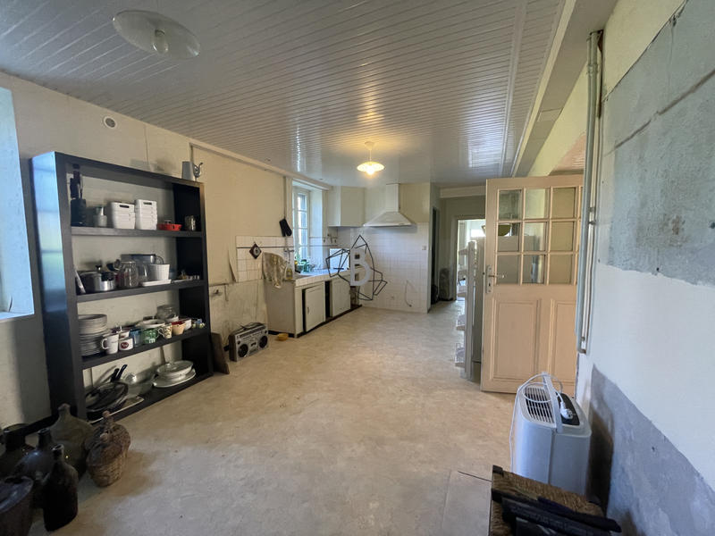 Maison - 240 m² - 8 pièces