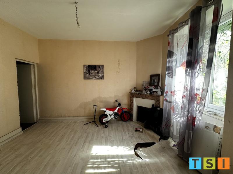 Maison - 191 m² - 12 pièces