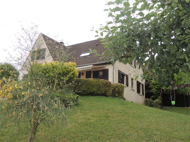 Maison - 130 m² - 8 pièces