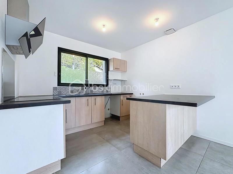 Maison - 115 m² - 4 pièces