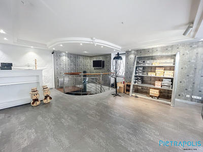 Fonds de commerce - Local commercial - 105 m²