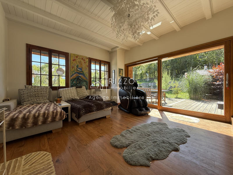 Maison - 176 m² - 5 pièces