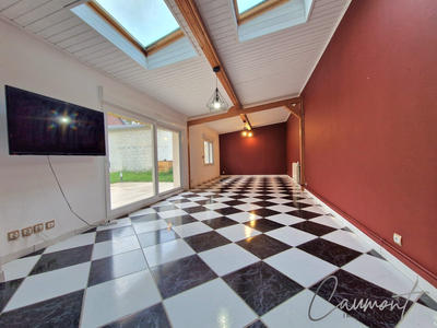 Maison traditionnelle - 150 m² - 5 pièces