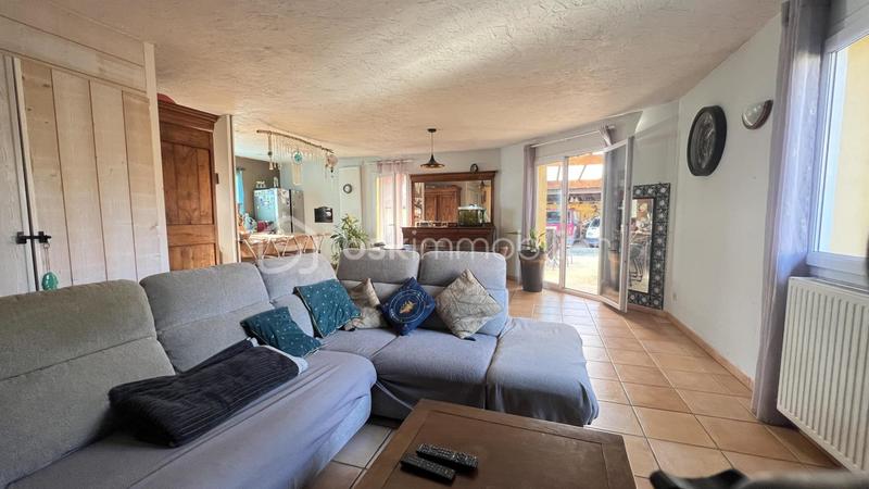 Maison traditionnelle - 108 m² - 5 pièces