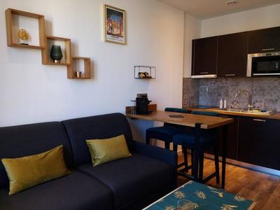 Studio - 16 m² - 1 pièce