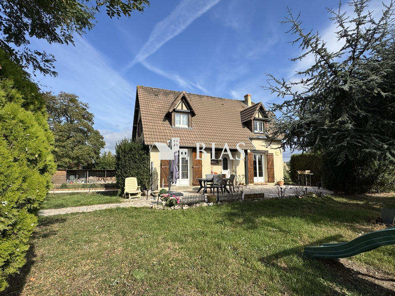 Maison traditionnelle - 118 m² - 5 pièces