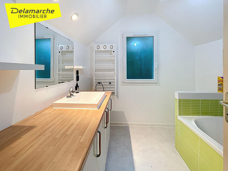 Maison - 88 m² - 4 pièces