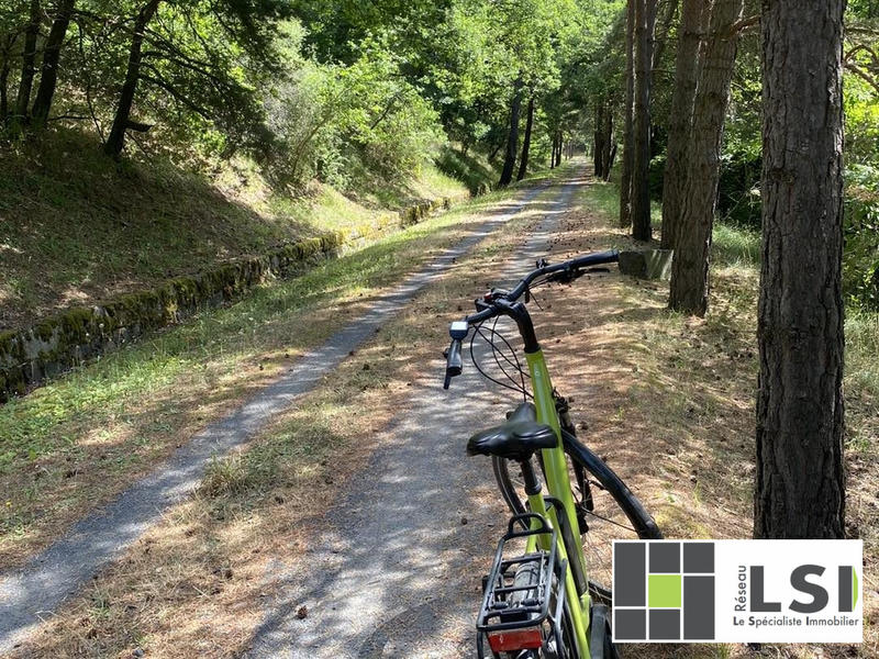 Fonds de commerce - 560 m²