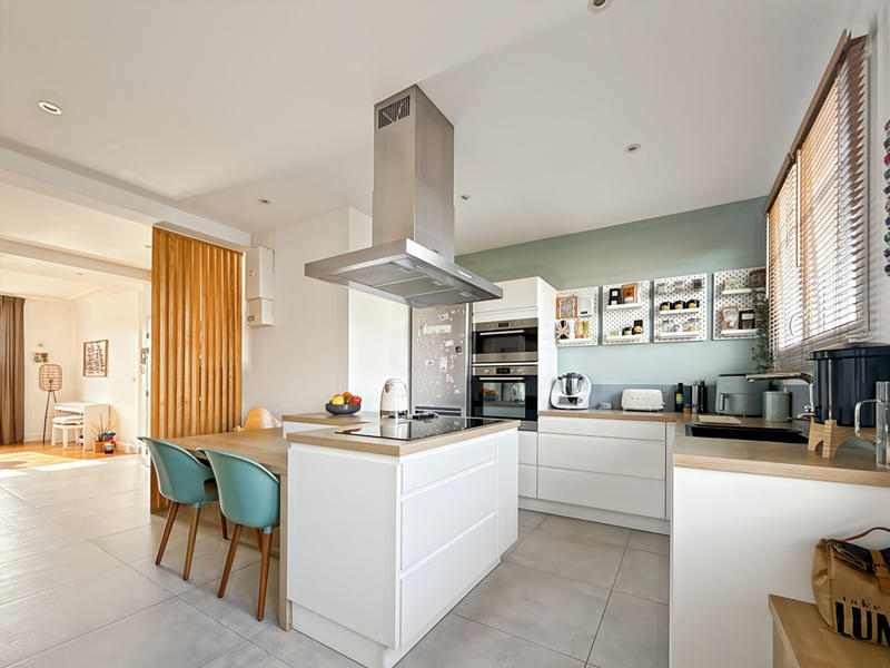 Appartement - 104 m² - 5 pièces