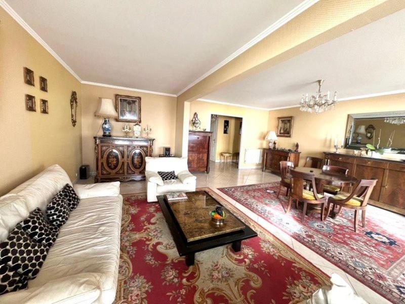 Appartement - 95 m² - 4 pièces