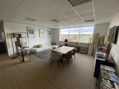 Bureau - 860 m²