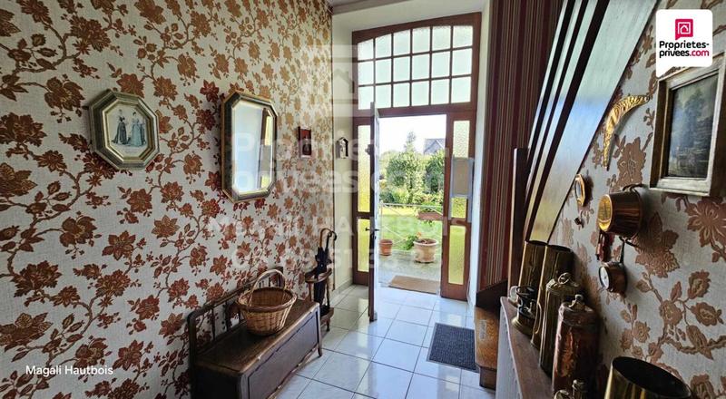 Propriété - 197 m² - 10 pièces