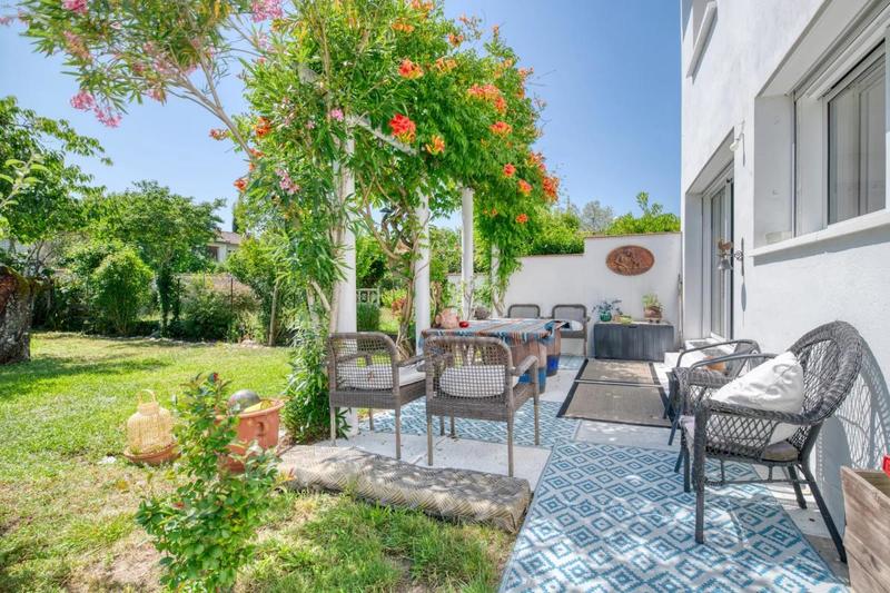 Maison - 190 m² - 6 pièces