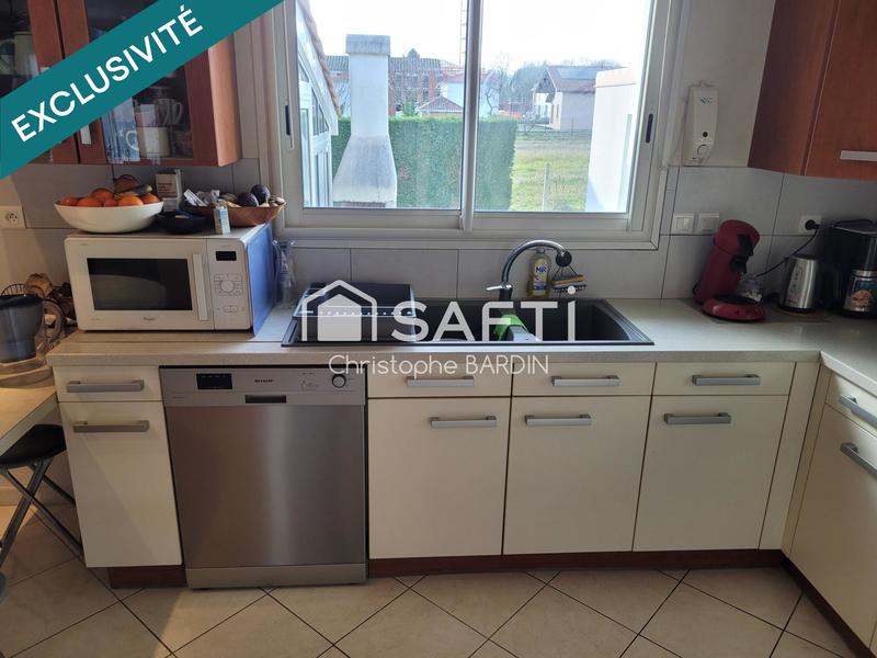 Maison - 92 m² - 5 pièces