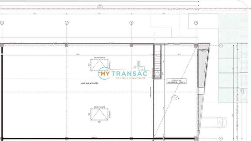 Local d'activités - 631 m²