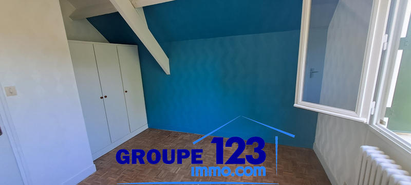 Maison - 93 m² - 4 pièces