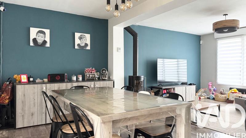 Maison - 98 m² - 5 pièces