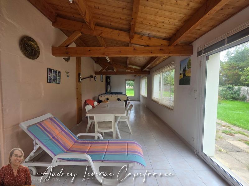 Maison - 203 m² - 6 pièces