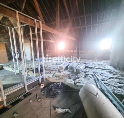 Maison - 300 m² - 10 pièces