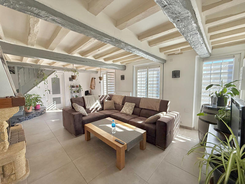 Maison - 99 m² - 4 pièces