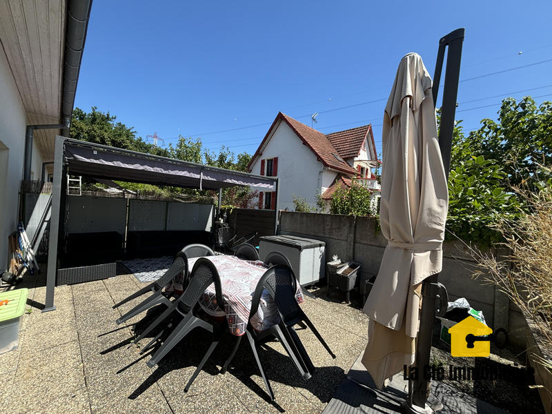 Maison - 92 m² - 5 pièces