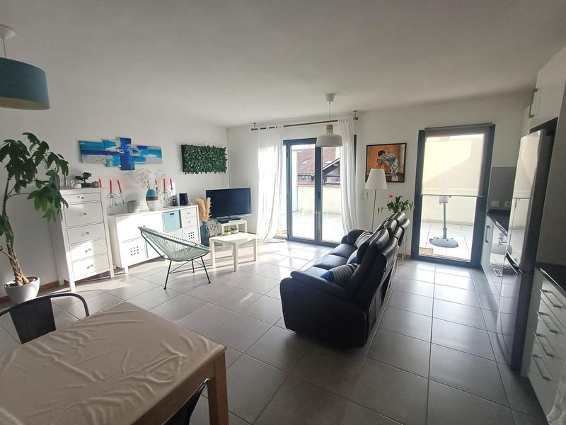 Appartement - 64 m² - 3 pièces