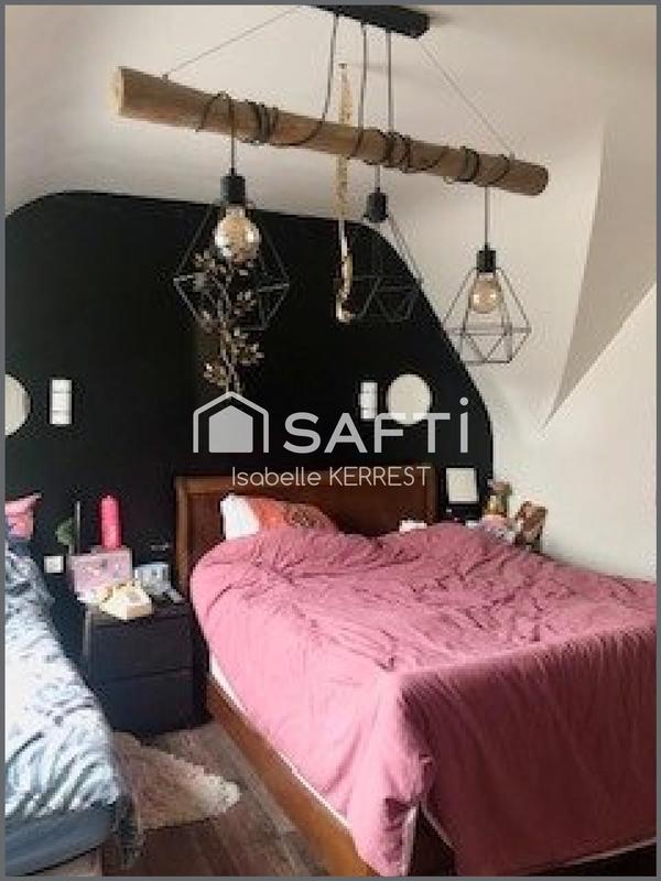 Maison - 176 m² - 10 pièces