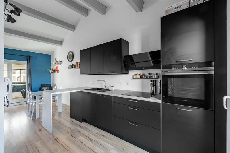 Appartement - 77 m² - 3 pièces