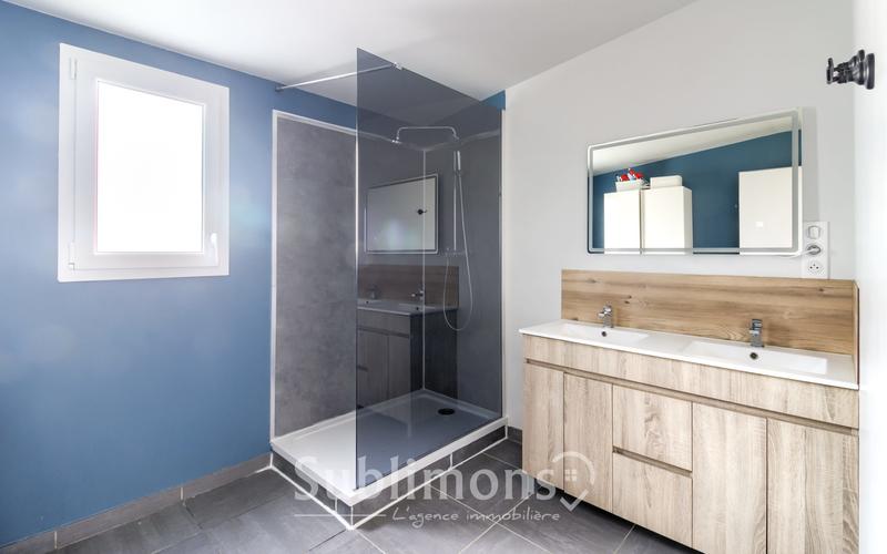 Maison contemporaine - 124 m² - 6 pièces