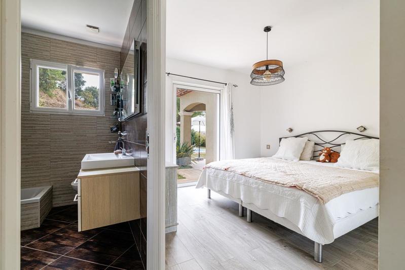 Villa - 164 m² - 4 pièces