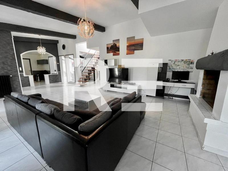 Villa - 170 m² - 6 pièces