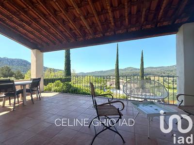 Maison - 155 m² - 6 pièces