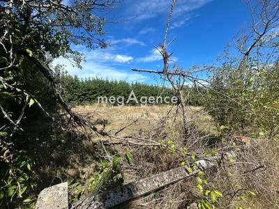 Terrain constructible - 642 m²