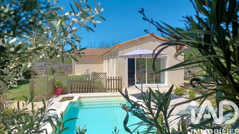 Maison - 169 m² - 8 pièces