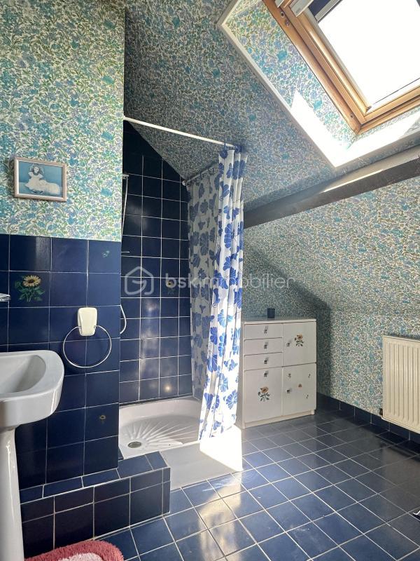 Pavillon - 140 m² - 7 pièces