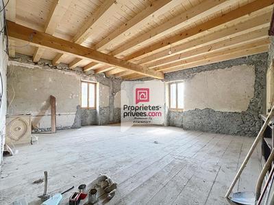 Maison - 621 m² - 12 pièces