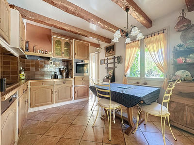 Maison - 146 m² - 6 pièces