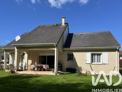 Maison - 95 m² - 5 pièces