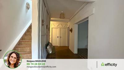 Maison - 220 m² - 7 pièces