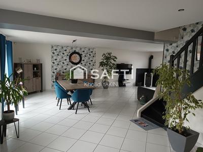Maison - 167 m² - 6 pièces