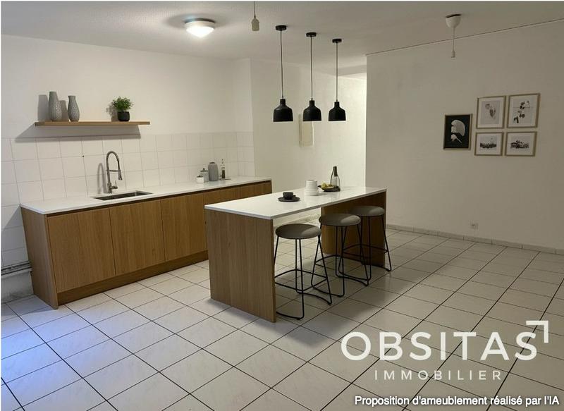 Appartement - 98 m² - 6 pièces