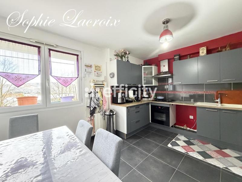 Maison - 101 m² - 4 pièces