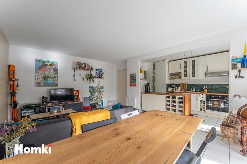 Appartement - 65 m² - 3 pièces